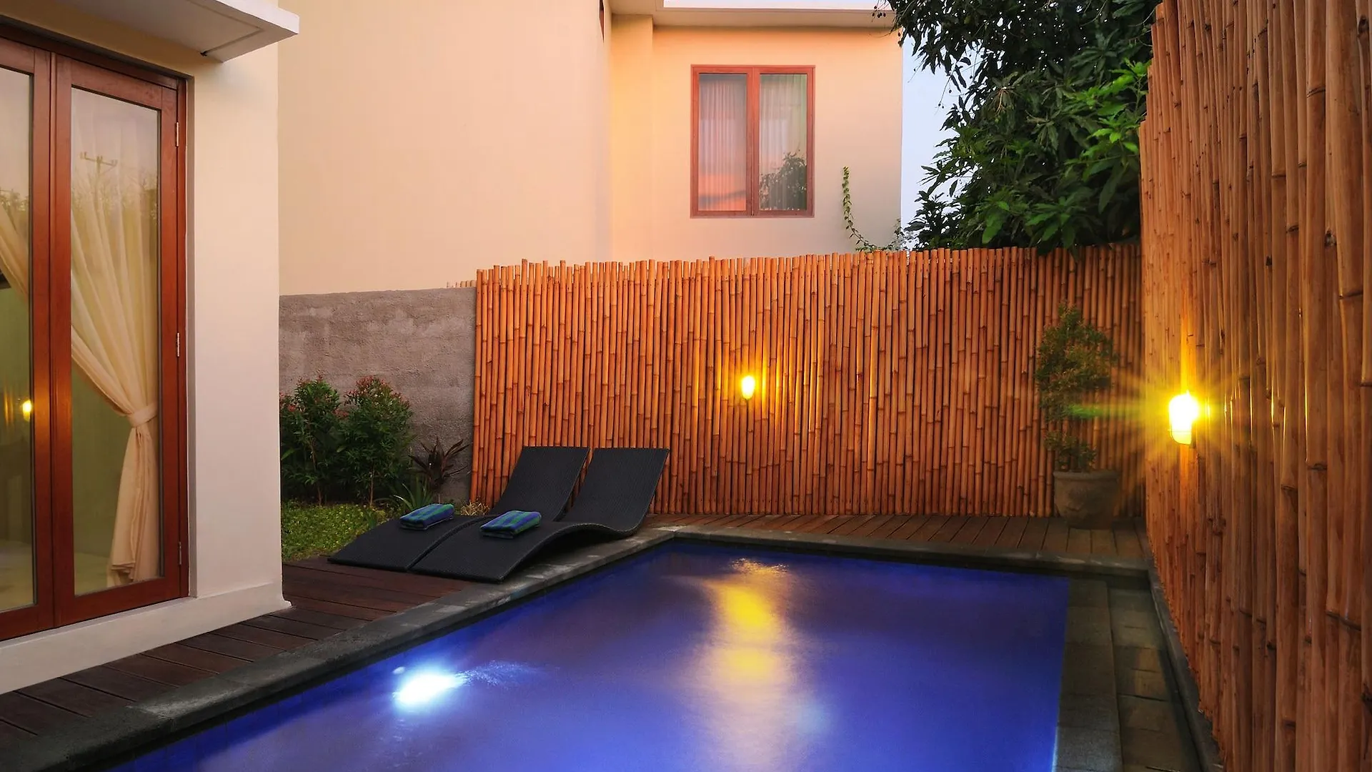 酒店 Parkside Denbukit Residence & Suite Jimbaran